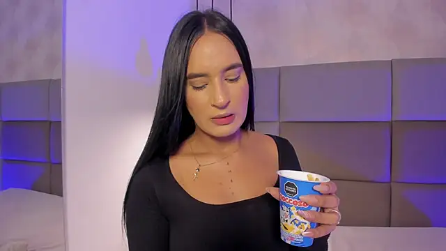 Emily luve online show from 01.17.26