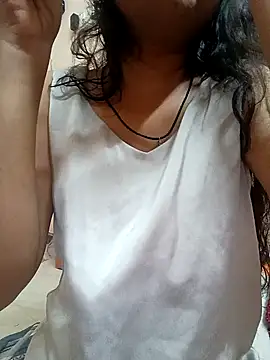 Snapshot of Rukmadi_hot chatting on 05.14.26 Rukmadi hot online show from 05.14.26