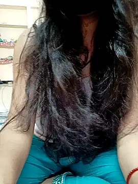 Snapshot of Rukmadi_hot chatting on 05.18.26 Rukmadi hot online show from 05.18.26