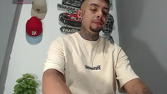 Snapshot of BASTIAN_NICOLAS_ chatting on 02.19.26 BASTIAN NICOLAS online show from 02.19.26