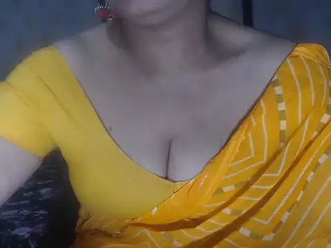 Hotronita123 online show from 12.18.25