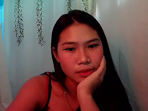 Allysonxx05 online show from 12.14.25