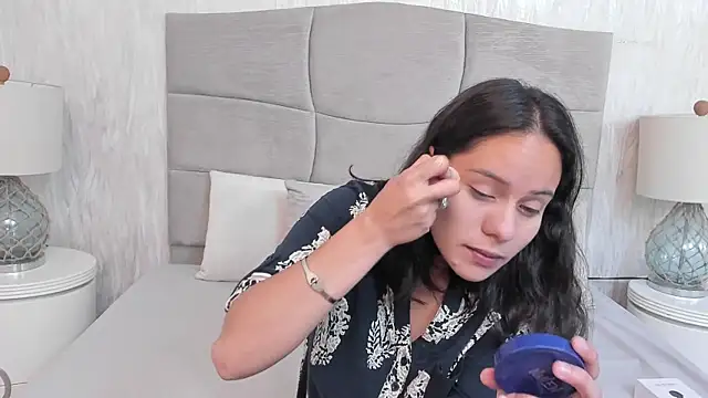 Snapshot of Naomii_BDSM chatting on 01.17.26 Naomii BDSM online show from 01.17.26