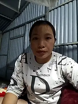 Snapshot of Evelyn-n chatting on 02.12.26 Evelyn-n online show from 02.12.26