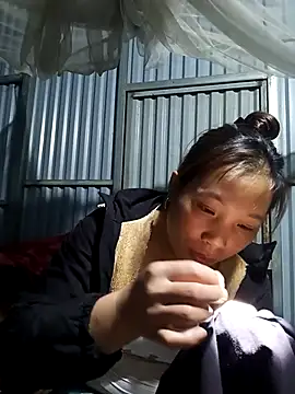 Snapshot of Evelyn-n chatting on 02.13.26 Evelyn-n online show from 02.13.26