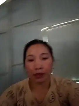 Snapshot of Evelyn-n chatting on 02.19.26 Evelyn-n online show from 02.19.26