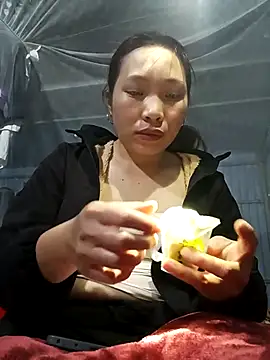 Snapshot of Evelyn-n chatting on 02.20.26 Evelyn-n online show from 02.20.26