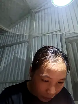 Snapshot of Evelyn-n chatting on 02.28.26 Evelyn-n online show from 02.28.26