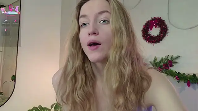 SoftDreamer online show from 12.14.25