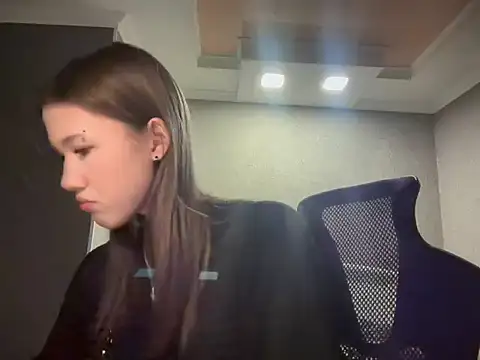 lilXdomii online show from 12.16.25