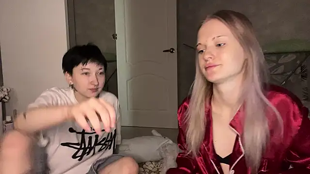 Snapshot of CelenFomes chatting on 01.10.26 CelenFomes online show from 01.10.26