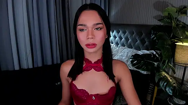 Snapshot of asianpetiteprincess chatting on 07.17.26 asianpetiteprincess online show from 07.17.26