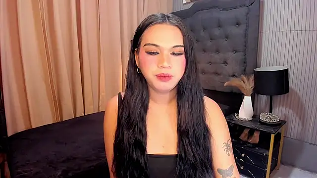 asianhugecockjulia online show from 01.18.26