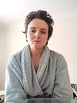 Amy01112 online show from 04.18.26