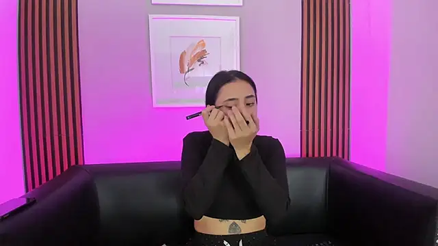Ariana collinss online show from 07.15.26