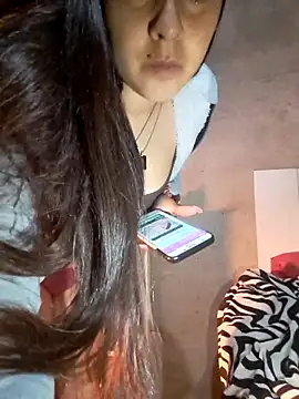 Snapshot of Estefanny_Lolyy chatting on 03.22.26 Estefanny Lolyy online show from 03.22.26