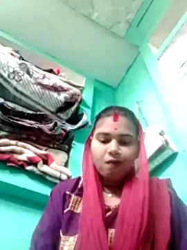 Snapshot of Big_hot44 chatting on 12.17.25 Big hot44 online show from 12.17.25