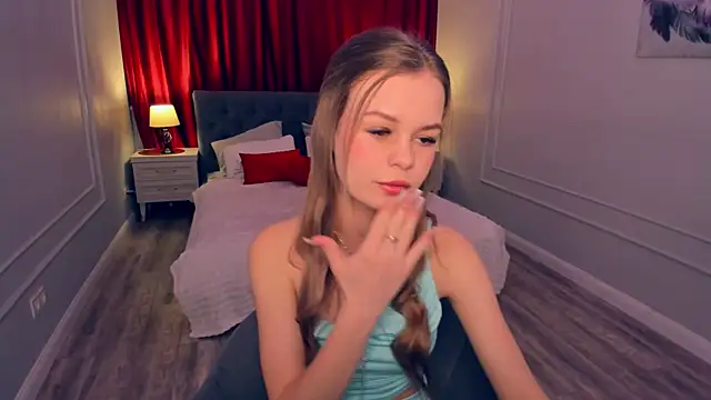 MidnighteAura online show from 04.01.26