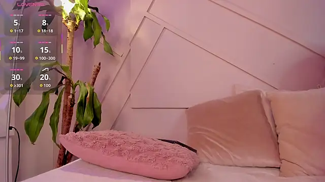 GisellePalmer 88 online show from 04.15.26