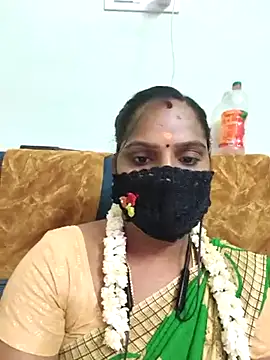 Snapshot of Tamil_Pallavi chatting on 05.31.26 Tamil Pallavi online show from 05.31.26