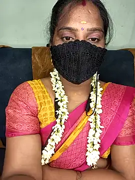 Snapshot of Tamil_Pallavi chatting on 07.29.26 Tamil Pallavi online show from 07.29.26