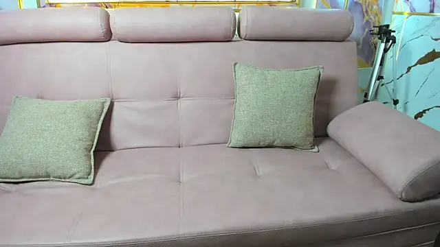 GoldenMusee  online show from 01.15.26