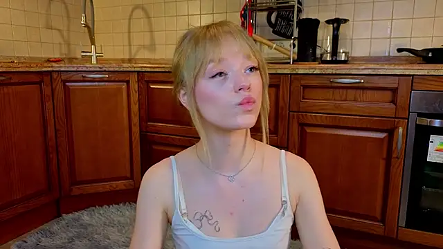 Snapshot of MatthewHoffis chatting on 03.01.26 MatthewHoffis online show from 03.01.26