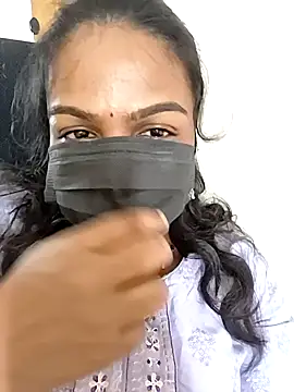 Snapshot of Tamil_Shara chatting on 12.04.25 Tamil Shara online show from 12.04.25