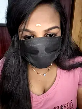 Snapshot of Tamil_Shara chatting on 01.05.26 Tamil Shara online show from 01.05.26