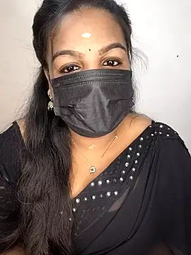 Snapshot of Tamil_Shara chatting on 02.17.26 Tamil Shara online show from 02.17.26