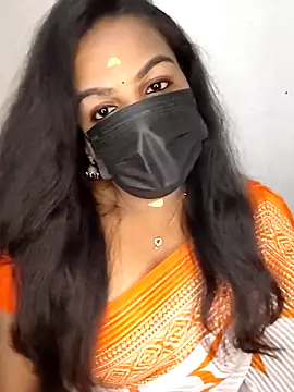 Snapshot of Tamil_Shara chatting on 02.18.26 Tamil Shara online show from 02.18.26