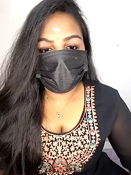 Snapshot of Tamil_Shara chatting on 02.20.26 Tamil Shara online show from 02.20.26