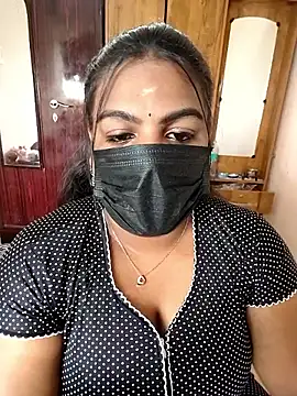 Snapshot of Tamil_Shara chatting on 03.01.26 Tamil Shara online show from 03.01.26