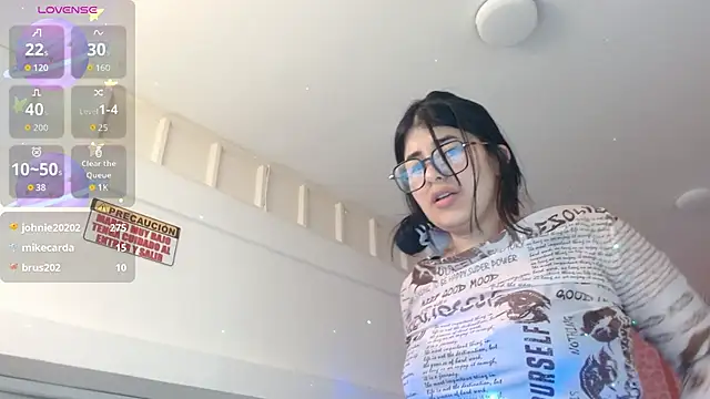 Nina harpper  online show from 03.14.26