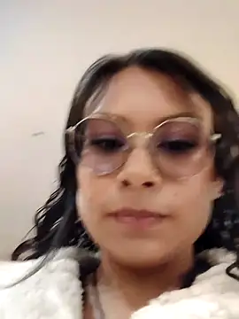 Laura Daza1 online show from 02.13.26