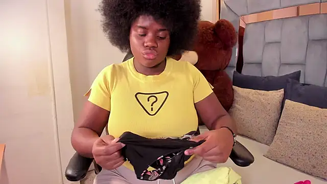 liarosee11 online show from 12.14.25