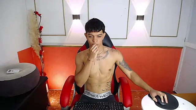 noah cole  online show from 12.02.25