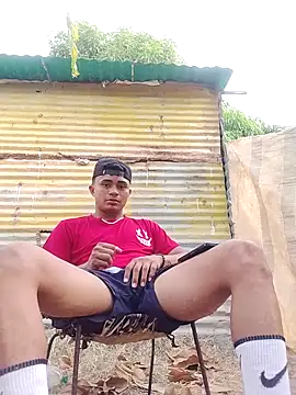 Snapshot of youngboypiss chatting on 02.08.26 youngboypiss online show from 02.08.26