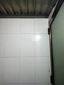 felicity chloe online show from 04.13.26