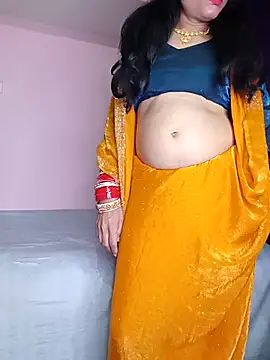 Snapshot of Lovely_Ladyboy_star chatting on 12.23.25 Lovely Ladyboy star online show from 12.23.25