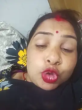 Snapshot of Your-shreya143 chatting on 02.17.26 Your-shreya143 online show from 02.17.26