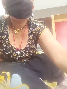 Snapshot of Your-shreya143 chatting on 02.19.26 Your-shreya143 online show from 02.19.26