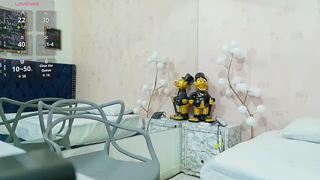 Kathamullerr online show from 04.15.26