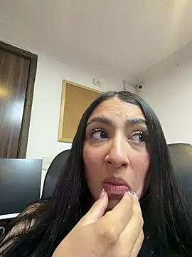 lya  brown online show from 06.26.26