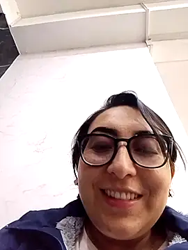 Valeria montana  online show from 02.14.26