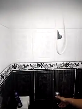 Valeria montana  online show from 03.14.26