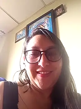 Valeria montana  online show from 04.19.26