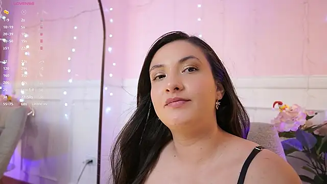 EvaCollin online show from 12.15.25