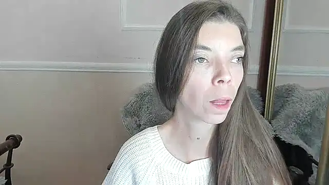 LikaAliston online show from 12.23.25