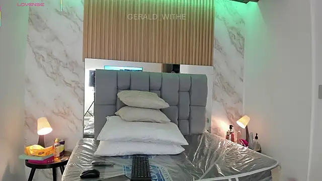 Snapshot of gerald_withe chatting on 03.03.26 gerald withe online show from 03.03.26